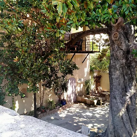 Cote Fontaine Gasthof Orange (Vaucluse)